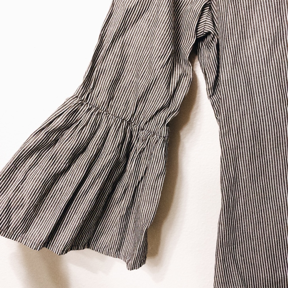 PINSTRIPE PEPLUM - Picture 3 of 4